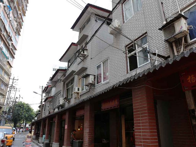 白象街街並み1